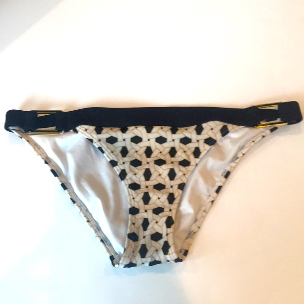 Victoria’s Secret bikini bottom size small